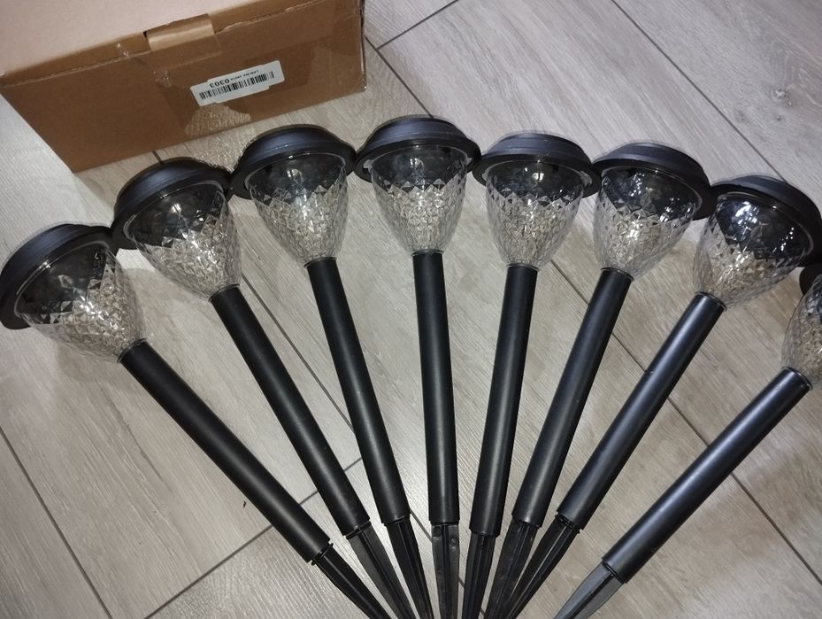Lampy solarne ogrodowe