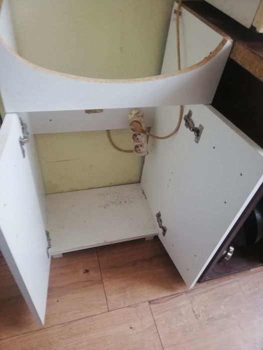 Szafka pod umywalkę