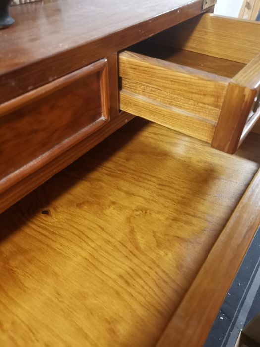 Armário em madeira - Quarto