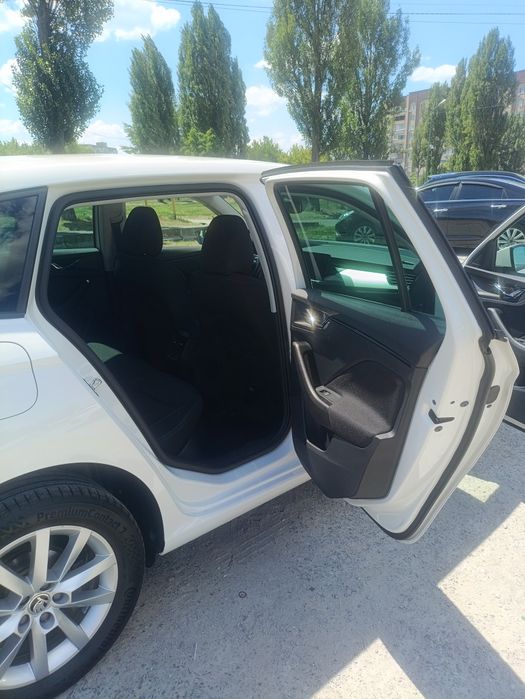 Skoda Scala 2020 VIN TMBEG6NW0M3047695 фото оголошення 6 з 24