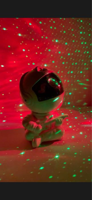 Світильник-проектор Астронавт Nebula + пульт нічник дитячий