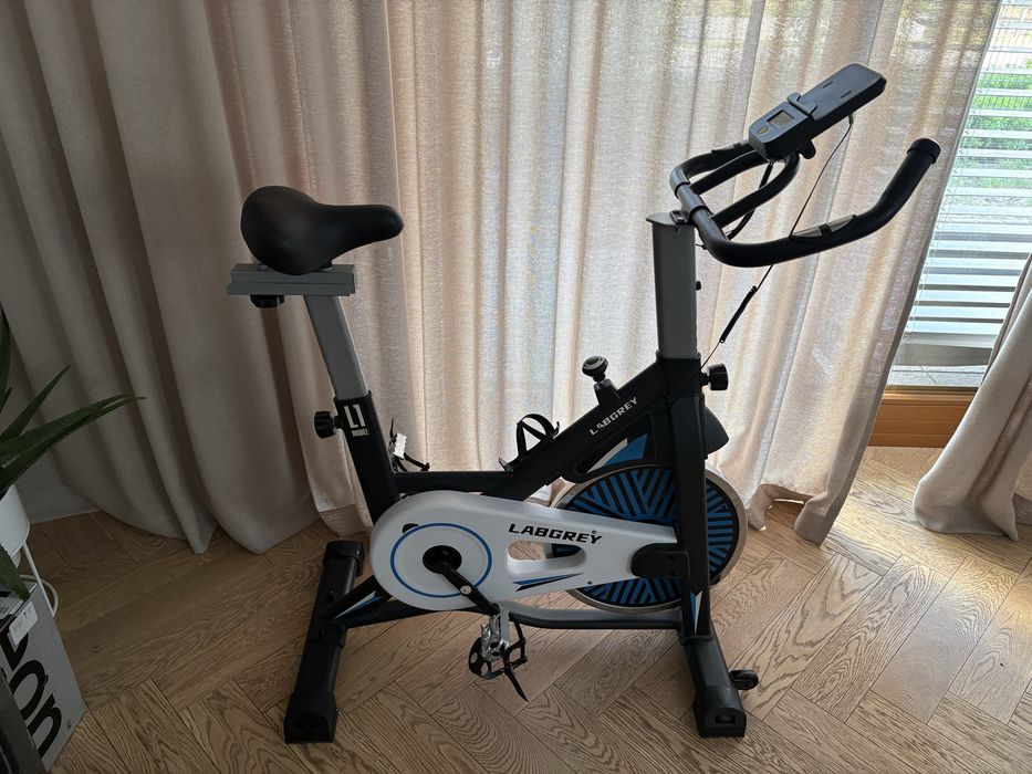Rower treningowy stacjonarny spinningowy