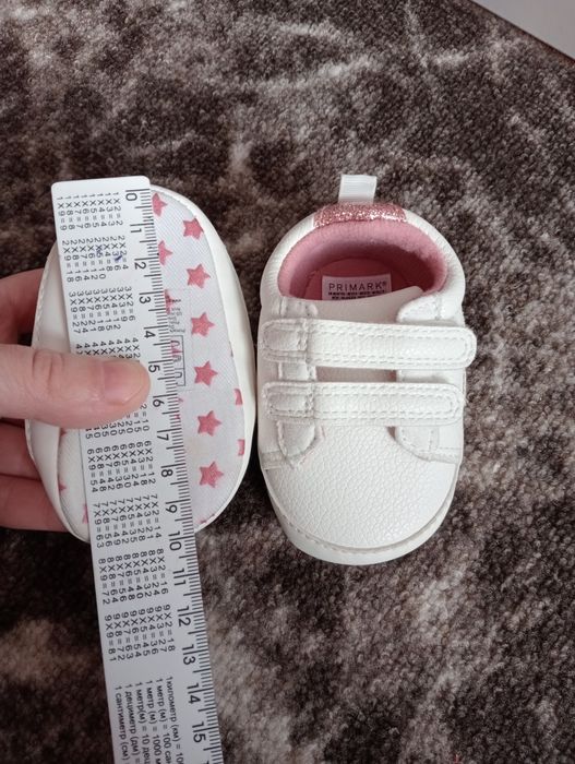 Продам дитячі пінетки