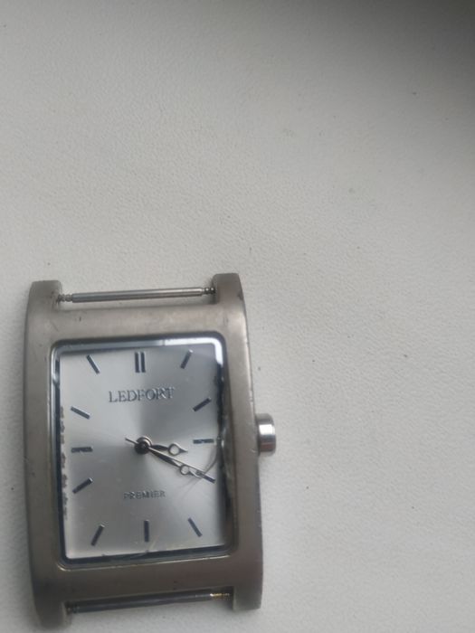 Часы наручные.разные.