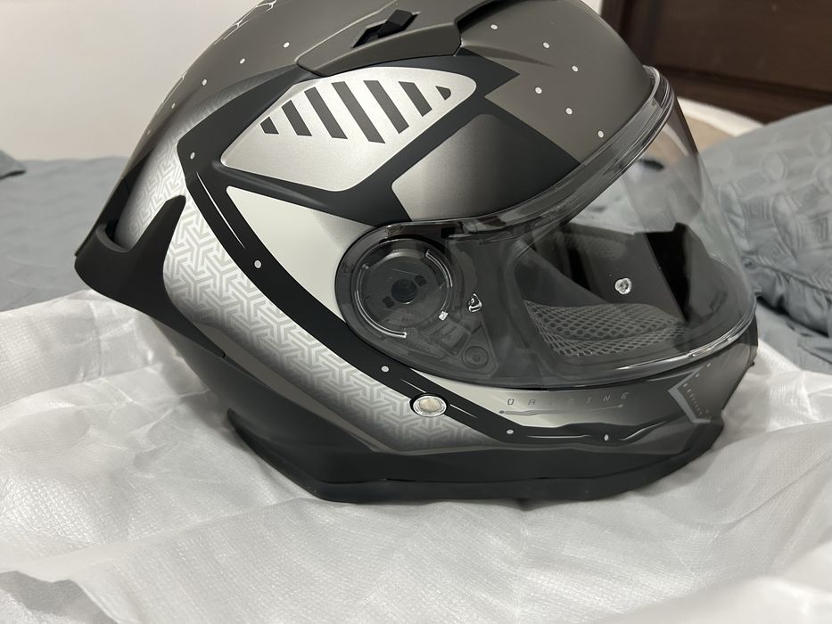 Capacete de estrada
