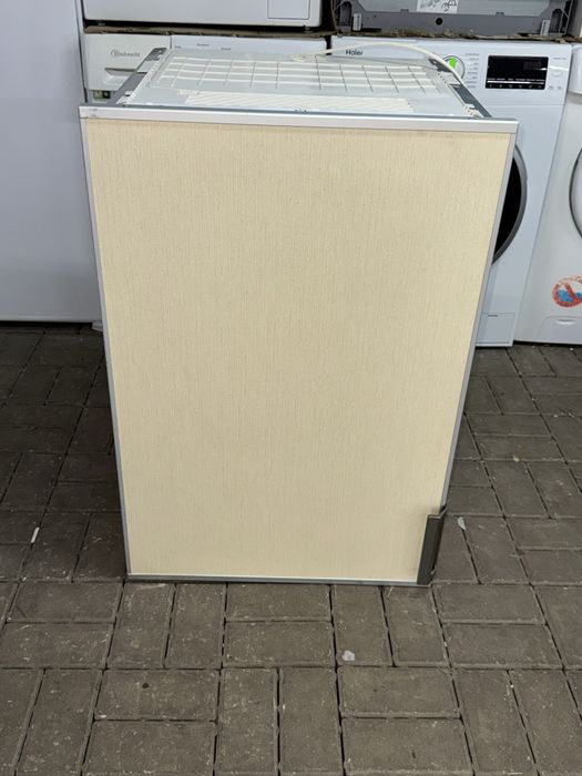 Lodówko Chłodziarkę  firmy Siemens model Ki21raf30 A++ 88 CM WYS