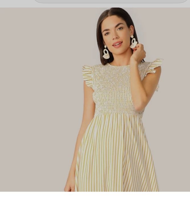 Vestido branco e amarelo  Tamanho M