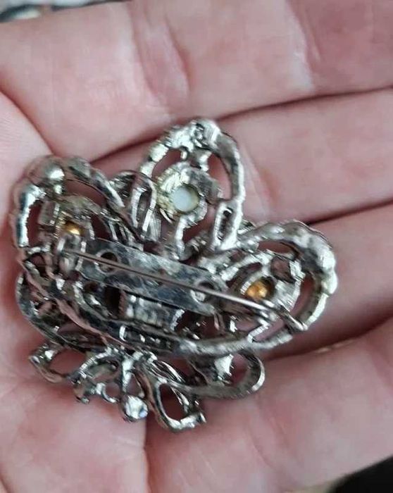 Prawdziwy vintage – stara niemiecka broszka z kryształami, retro