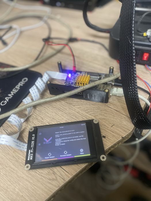 3D-принтер Сreality Ender-3 V3 SE кліпер makerbase