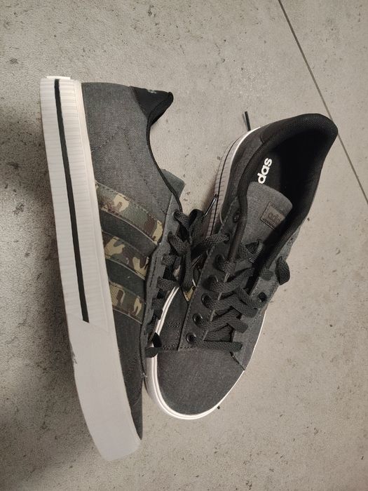 Adidas Daily 3.0 'Carbon Camo'
adidas /
trampki /
Codziennie 3.0