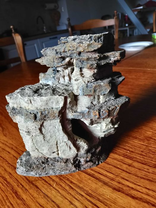 skały sztuczne do akwarium