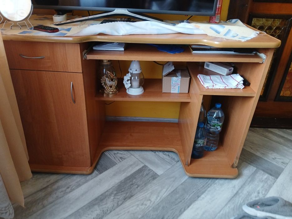 Sprzedam biurko używane