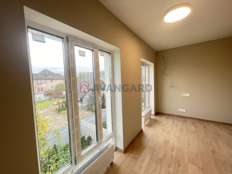 Таунхаус з ремонтом, с.Нові Петрівці, Київська обл.