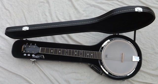 5 or 6 String Banjos with Hard Case64552454992771120