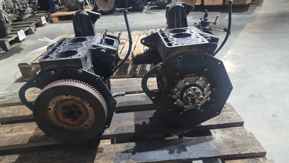 Blok silnika Kubota D722 +wał korbowy