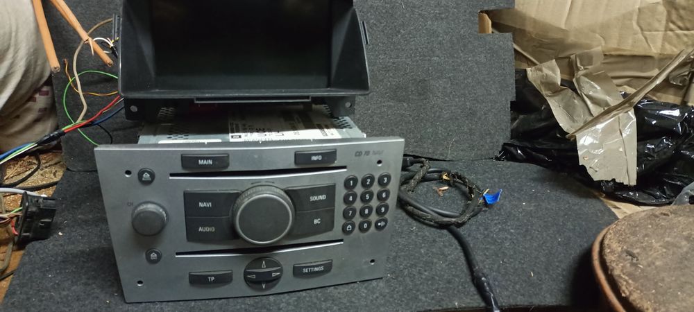 Zestaw cd70 navi z pinem Zafira b