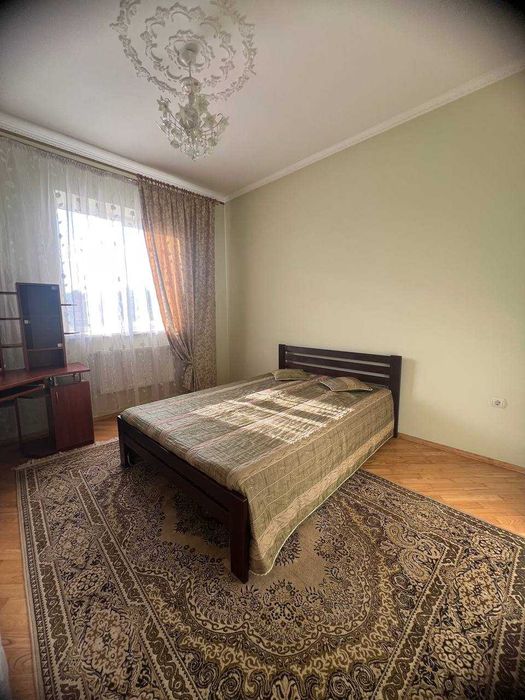 Оренда будинку в Мурованому