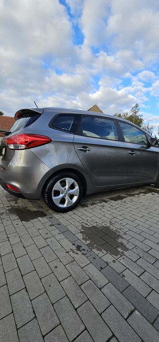 Kia Carens 7 osobowa