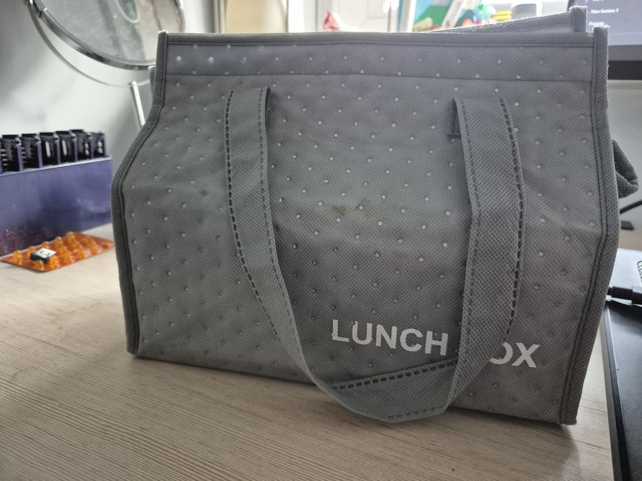 Samopodgrzewalny lunch box