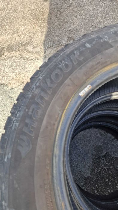 Vários pneus em bos estado