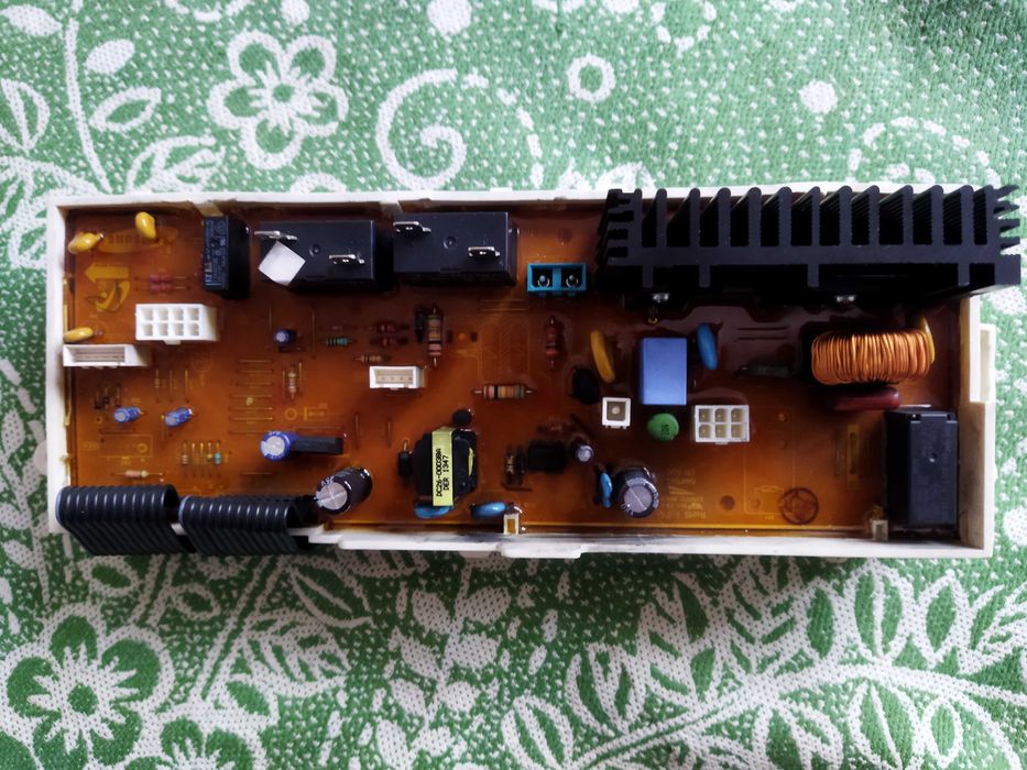 Панель управления стиралки Samsung.