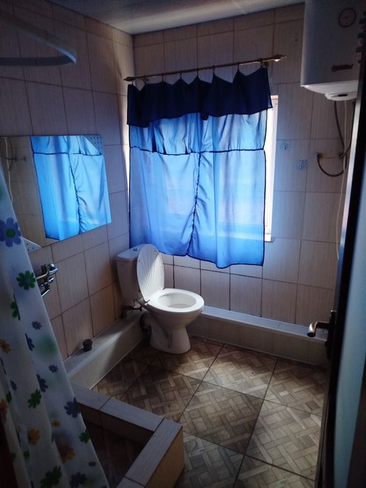 Сдам дом на 1комнатуна правом берегу раен Красного камня