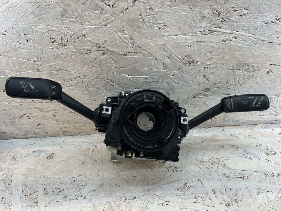 Przełącznik zespolony Seat leon IV 4 5fa 5Q1953507GA cupra formentor golf VIII skoda manetki taśma airbag