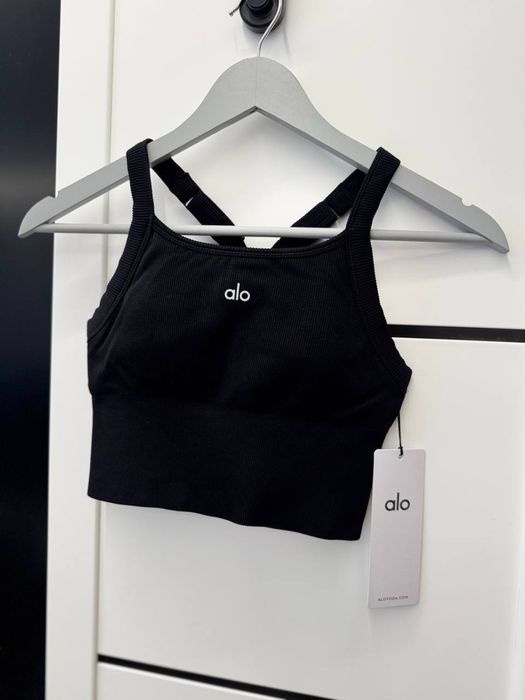 Топ жіночий alo yoga new black s/xs