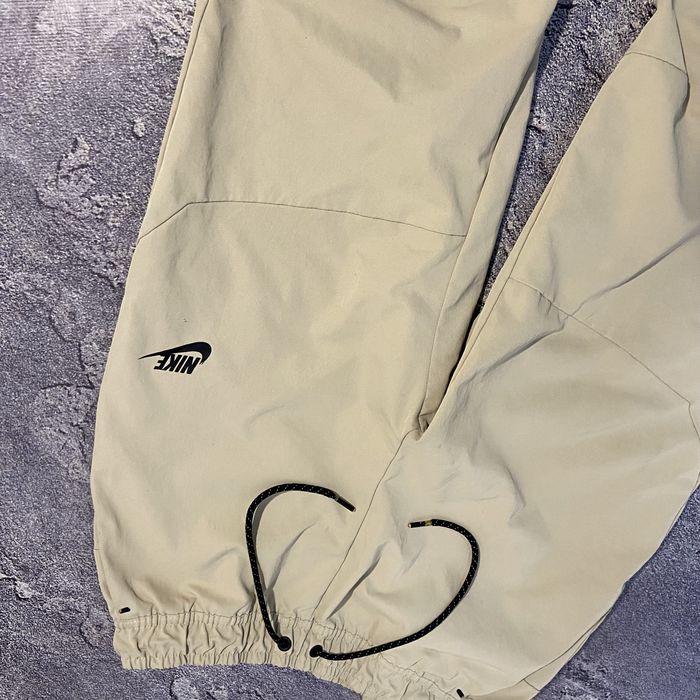 Штани Nike Tech Pack Woven NSW