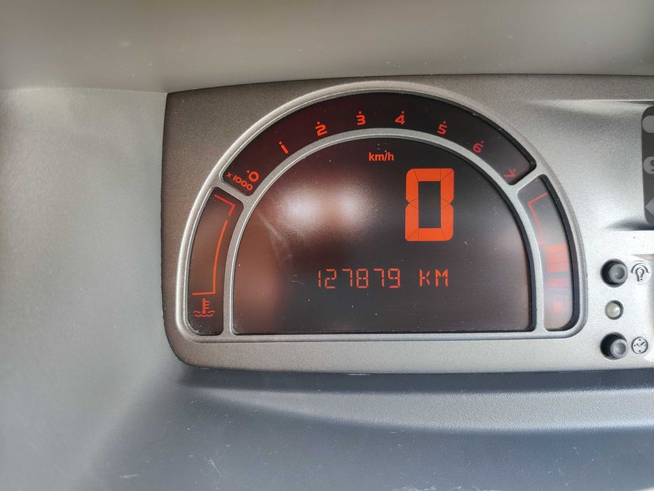 Renault Modus Grand 2012