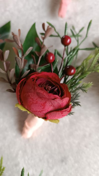 Бутоньєрка весільна