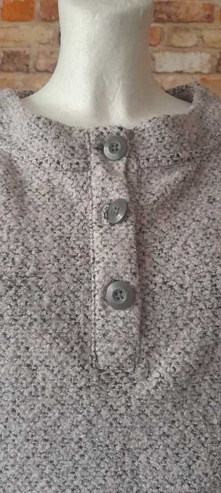 Gruba bluzka ,bluza ,z długim rękawem. TU