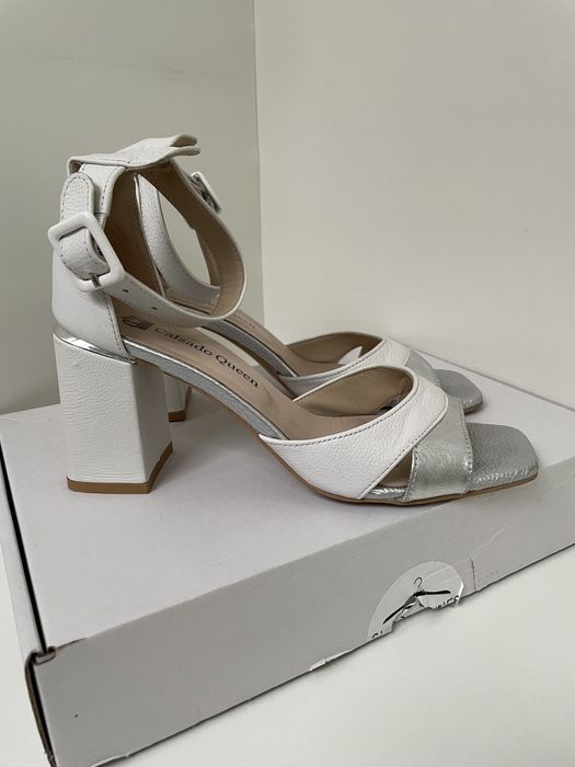 Buty ślubne sandałki