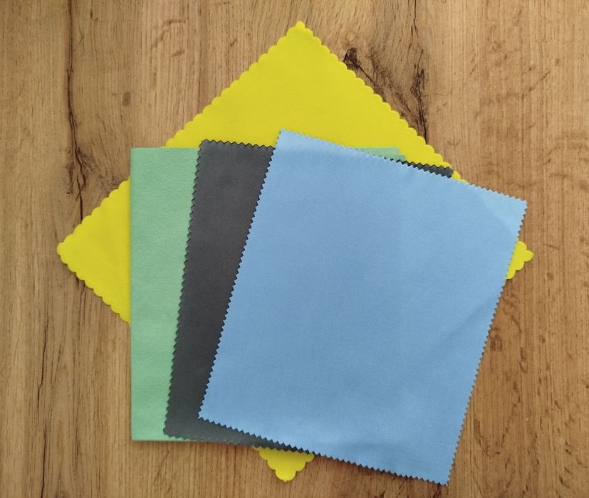 Серветки для очищення окулярів, лінз фотоапарату, екранів.