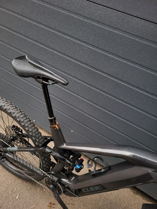 Електровелосипед двухпідвіс Cube Stereo Race  карбоновий