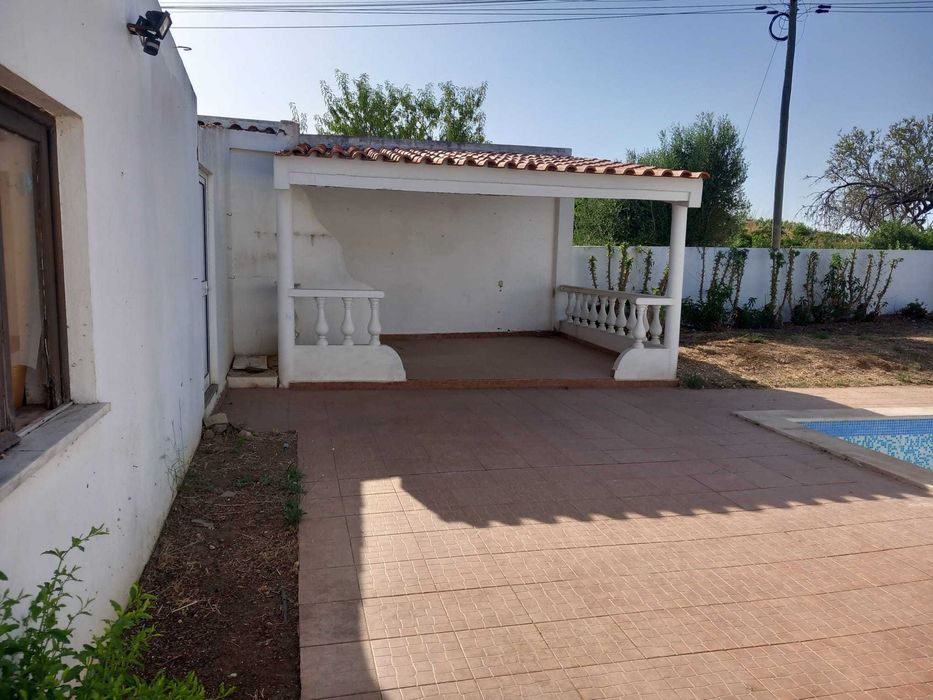 Moradia T3 com terreno Albufeira