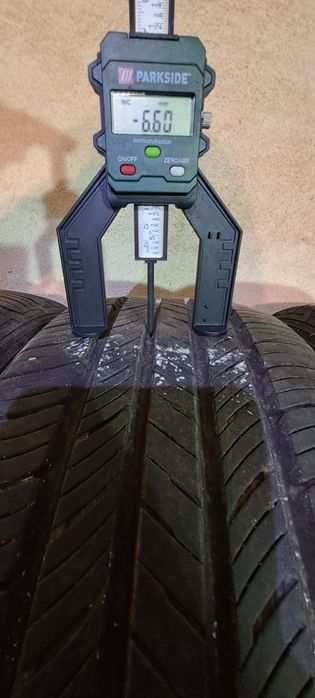 Komplet opon 235/55R19  kumho crugen wielosezon