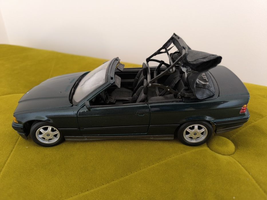 BMW E36 325i convertible cabrio 1:18 maisto