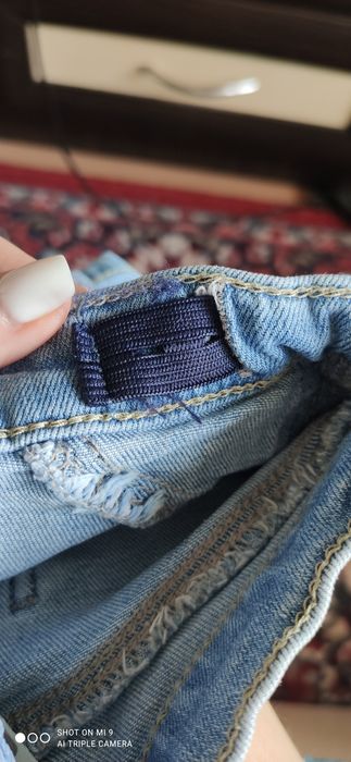 Продам джинсові шорти на дівчинку