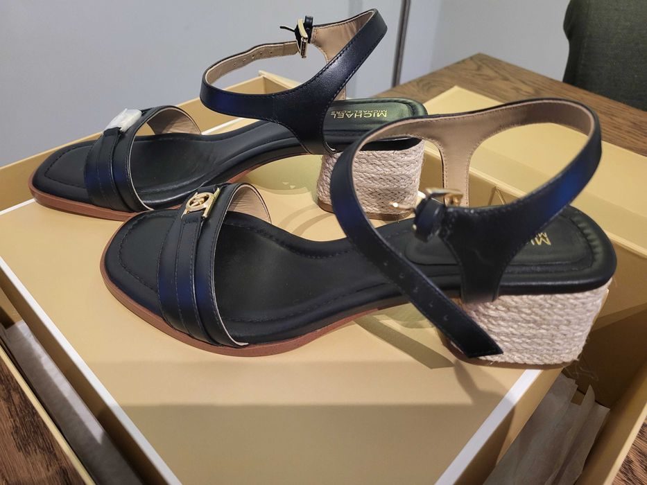 Sapatos Novos Mikel kors n38