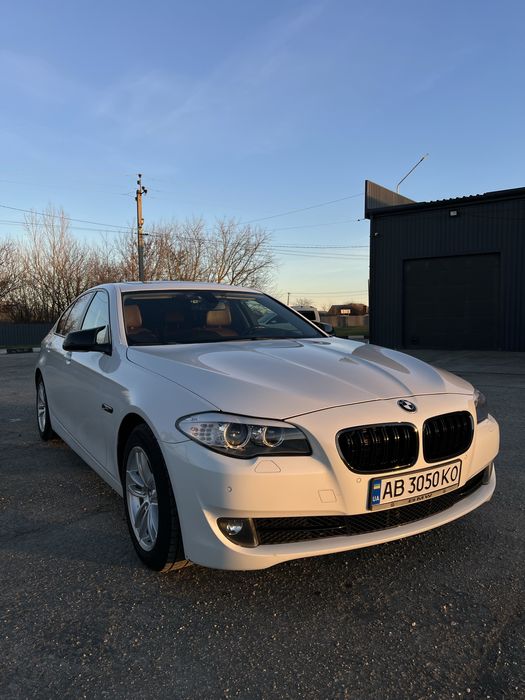 Продам bmw 5 series f10 2.0d 525