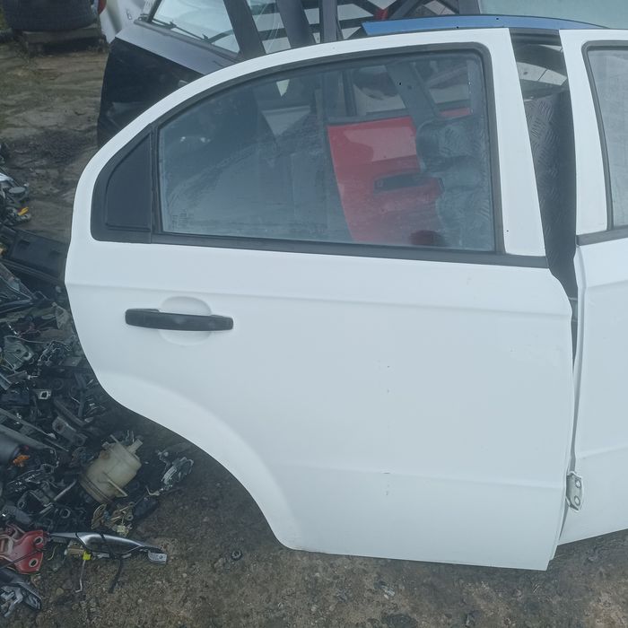 Двері Шевроле авео т250 Chevrolet Aveo