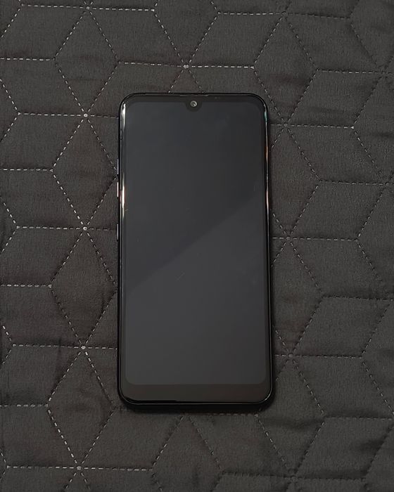 telefon LG Q60 64GB 3GB RAM 3500mAh