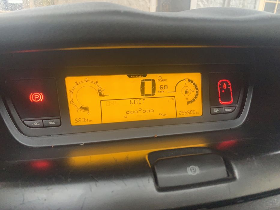 Ситроен с4 Пикассо отличное состояние или обмен на бус пассажир