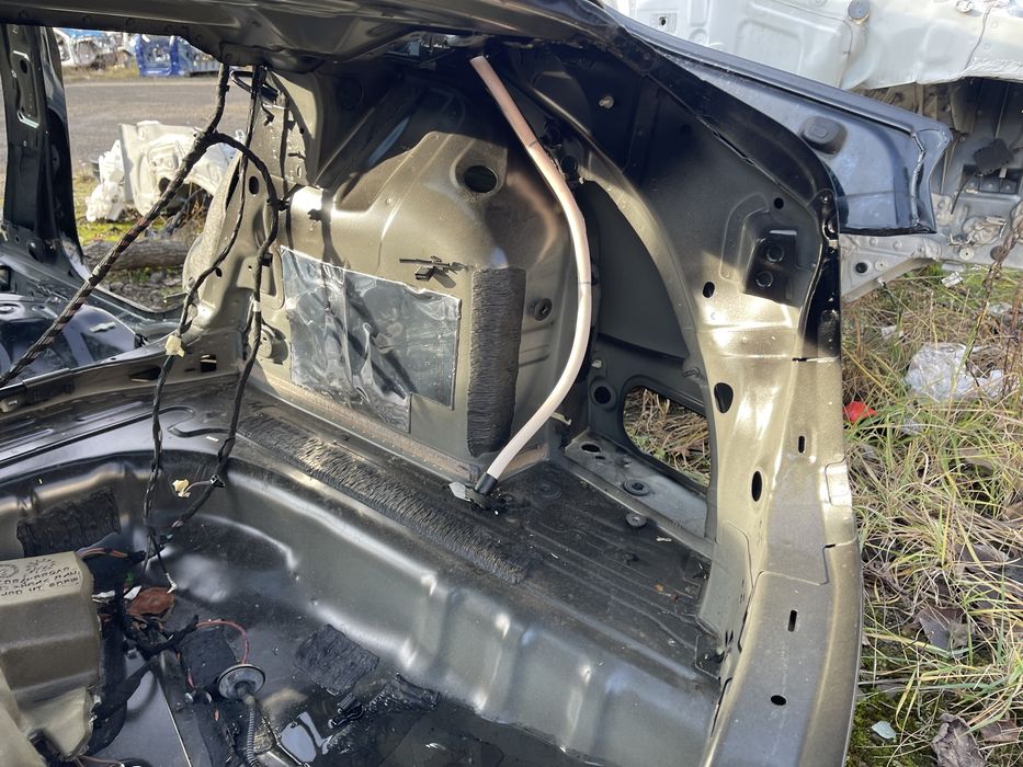 Чверть задня права колір A2 / Y9B AUDI A3 8V5 2012-