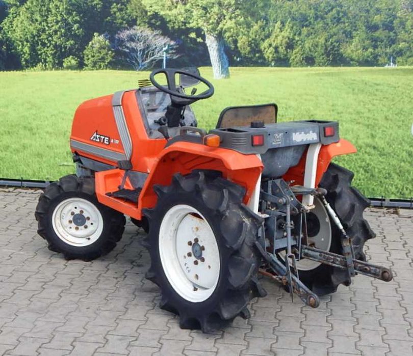 Wynajem Minitrakor/Ciągnik ogrodowy/Kubota Aste A-17/ 350PLN/Doba