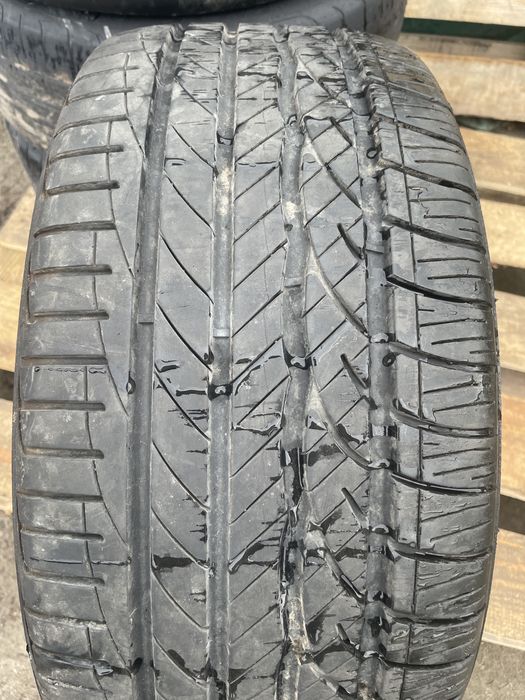 Автошина р18 245/40