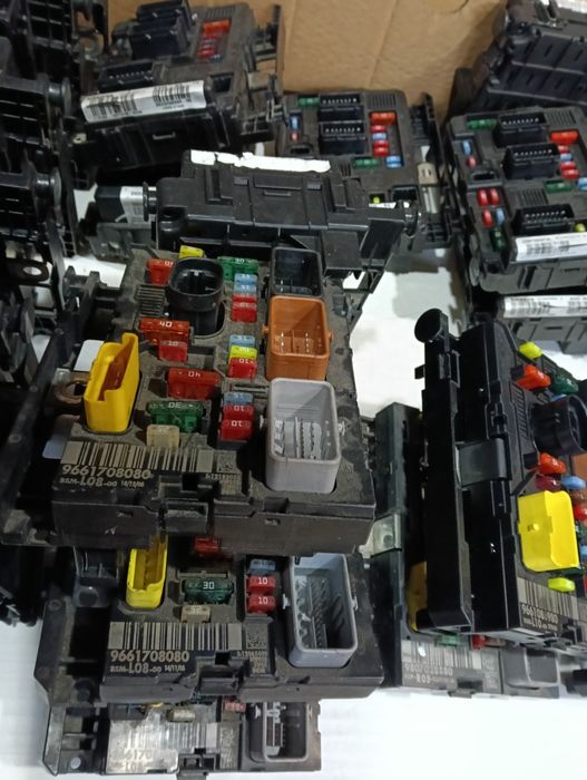 Peugeot/citroen/BSM/BSI/CAIXA DE FUSÍVEIS para todos os motores PSA