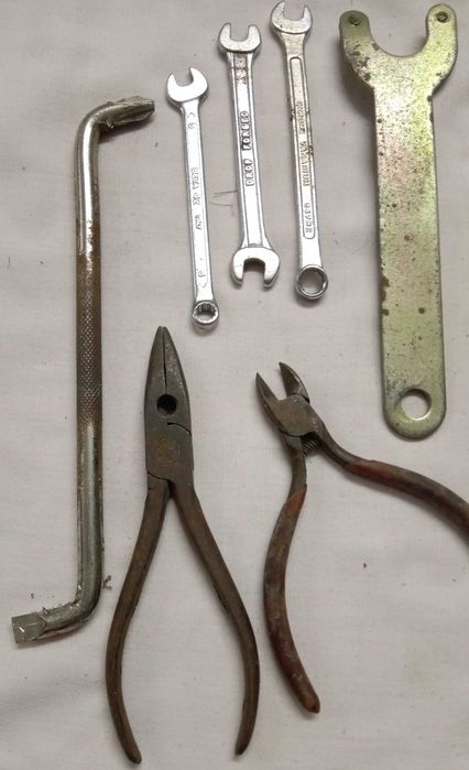 Ferramentas diversas usadas, lote ago1, tudo por 5€