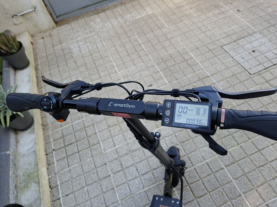 Trotinete smartgyro rockway pro